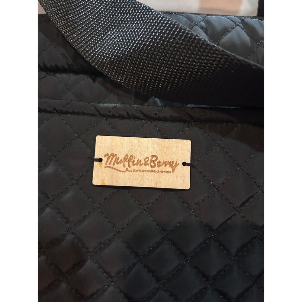 Muffin & Berry Quilted Black Pet Carrier Tote Bag With Top Opening - Picture 3 of 8
